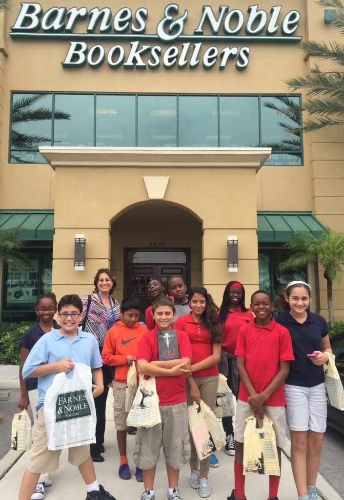 GTES - Top Readers 2015 - Barnes Noble - Students leave with bags of books